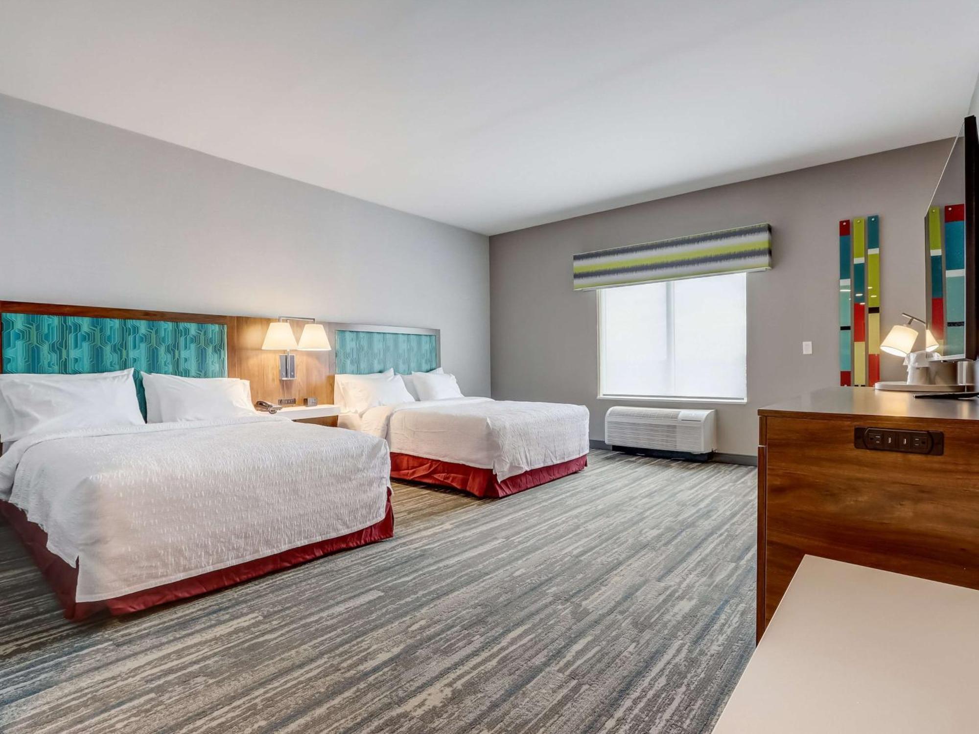 Hampton Inn & Suites Cincinnati Midtown Rookwood Exterior foto