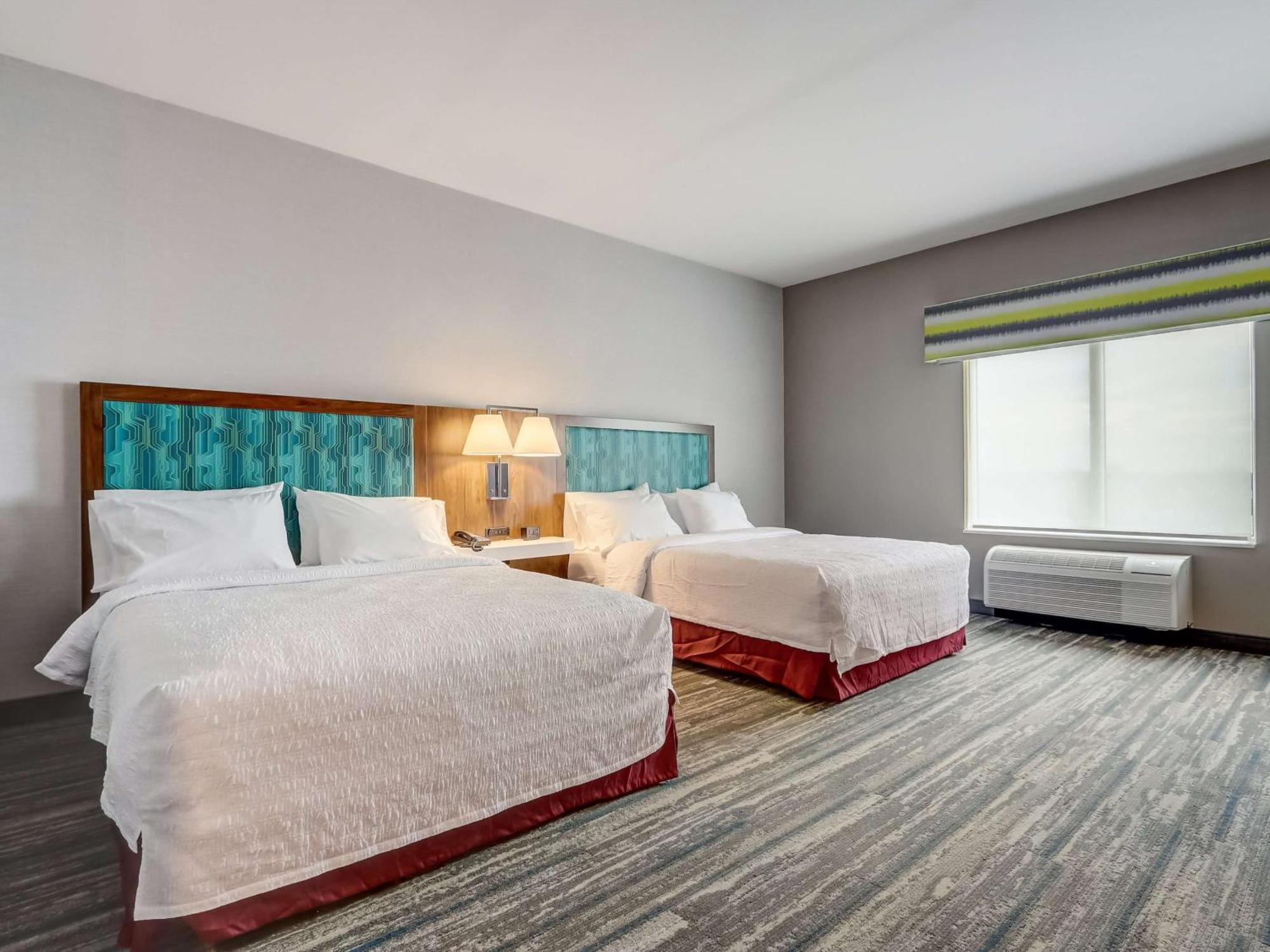 Hampton Inn & Suites Cincinnati Midtown Rookwood Exterior foto