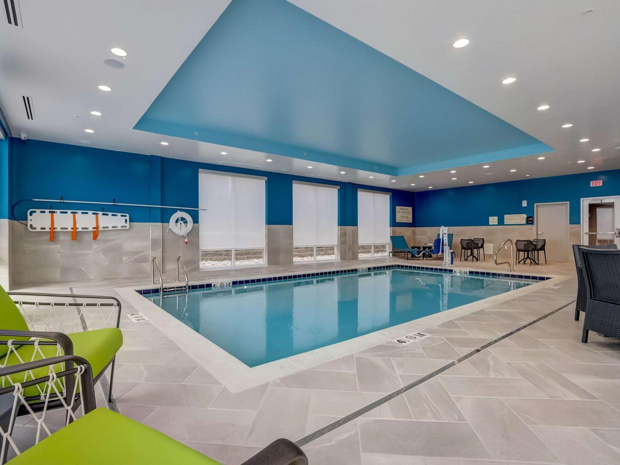 Hampton Inn & Suites Cincinnati Midtown Rookwood Exterior foto